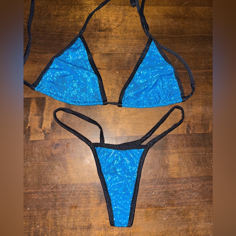 NWOT Sexy Skimpy Handmade Metallic Appliqués Triangle Top Legal Thong Bikini